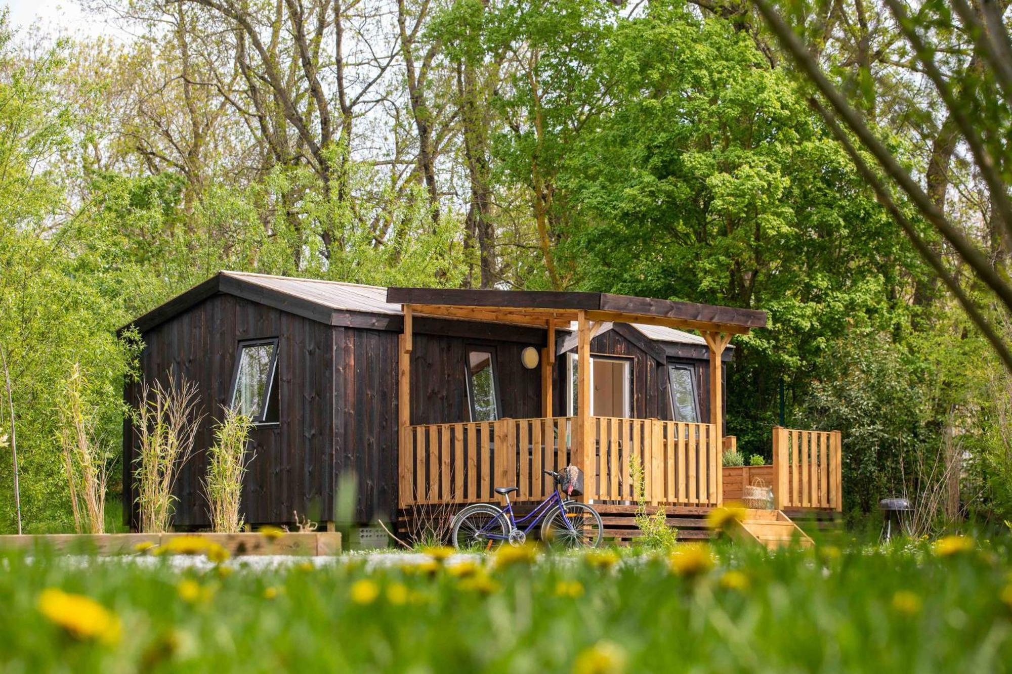 Campsite Slow Village De Ce Les Ponts-de-Ce