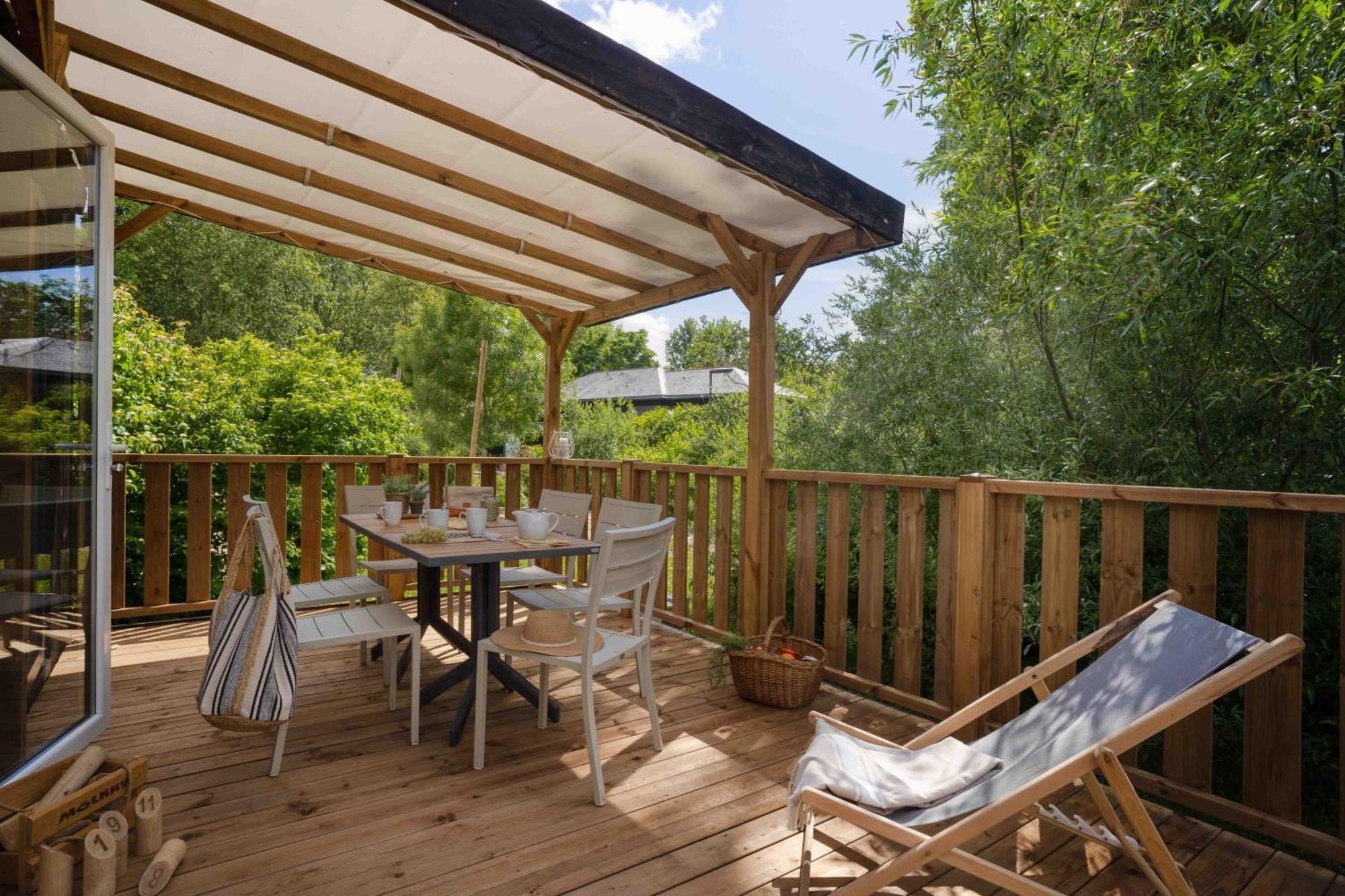 Campsite Slow Village De Ce