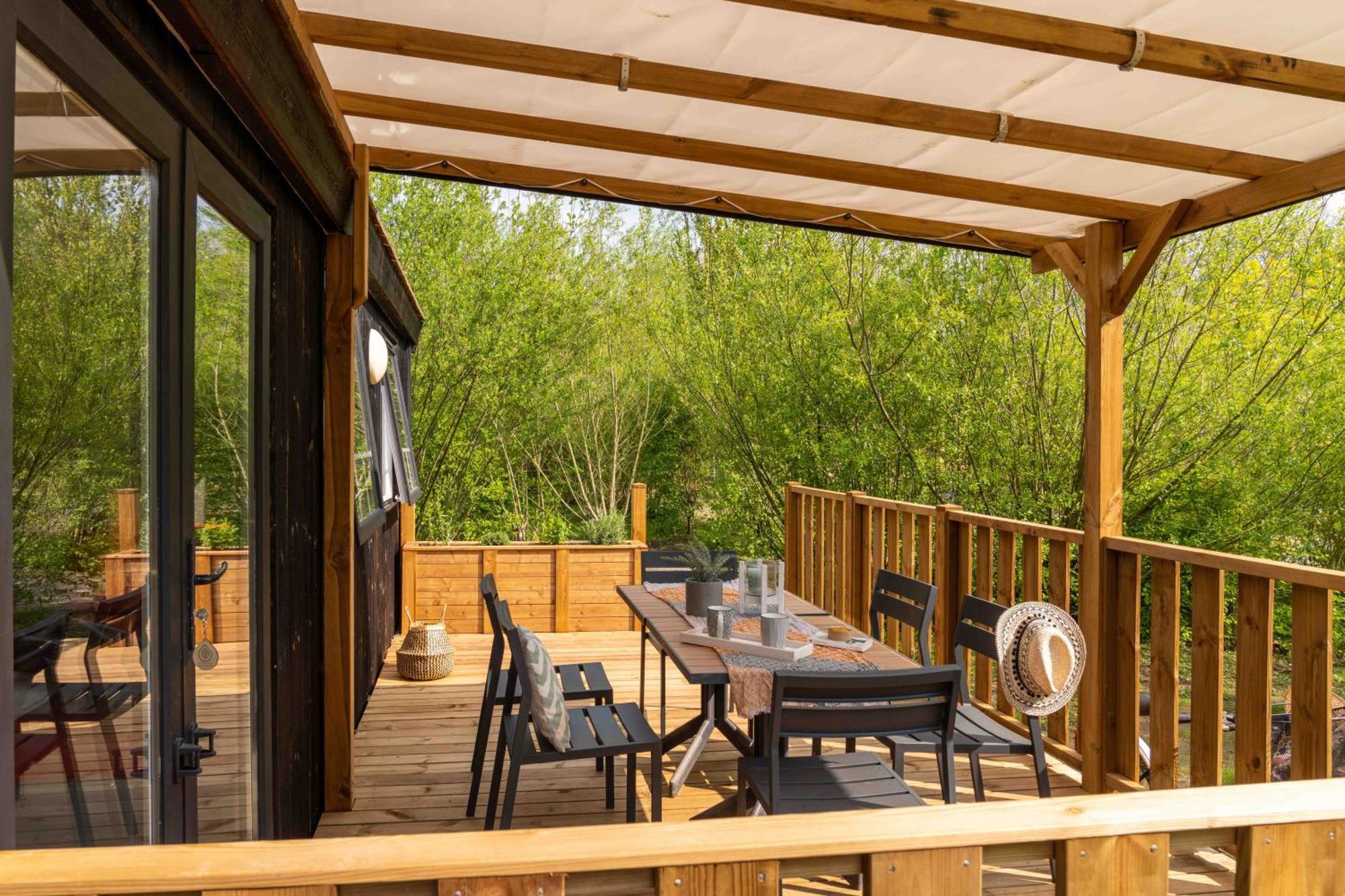 Slow Village De Ce Campsite Les Ponts-de-Ce