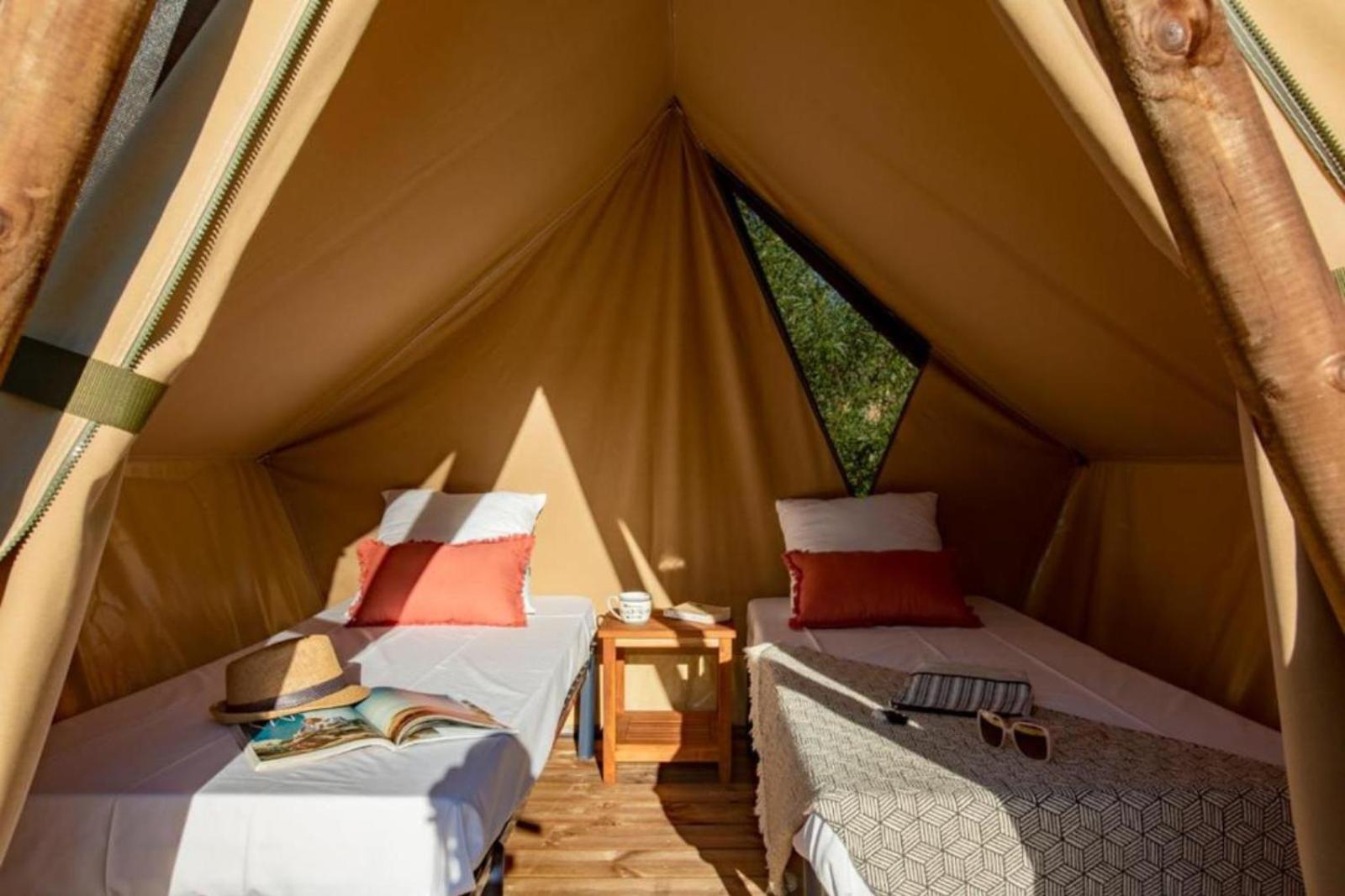 Campsite Slow Village De Ce Les Ponts-de-Ce
